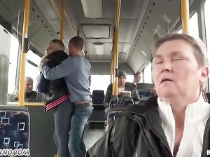 2 Порно В Автобусе